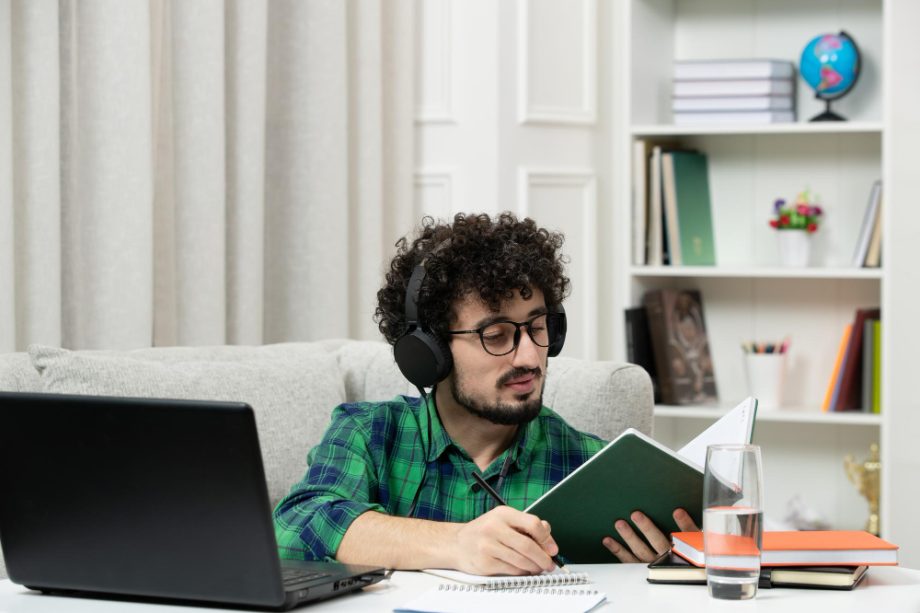 emprego remoto internacional sem inglês fluente