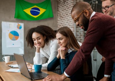 trabalhar para empresas internacionais sem sair do Brasil